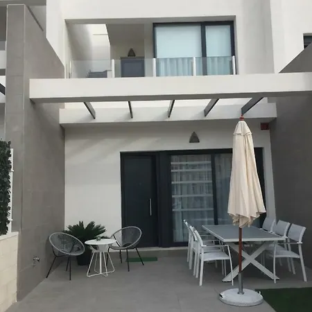 Сasa de vacaciones Hestia Homes Golf&sun *